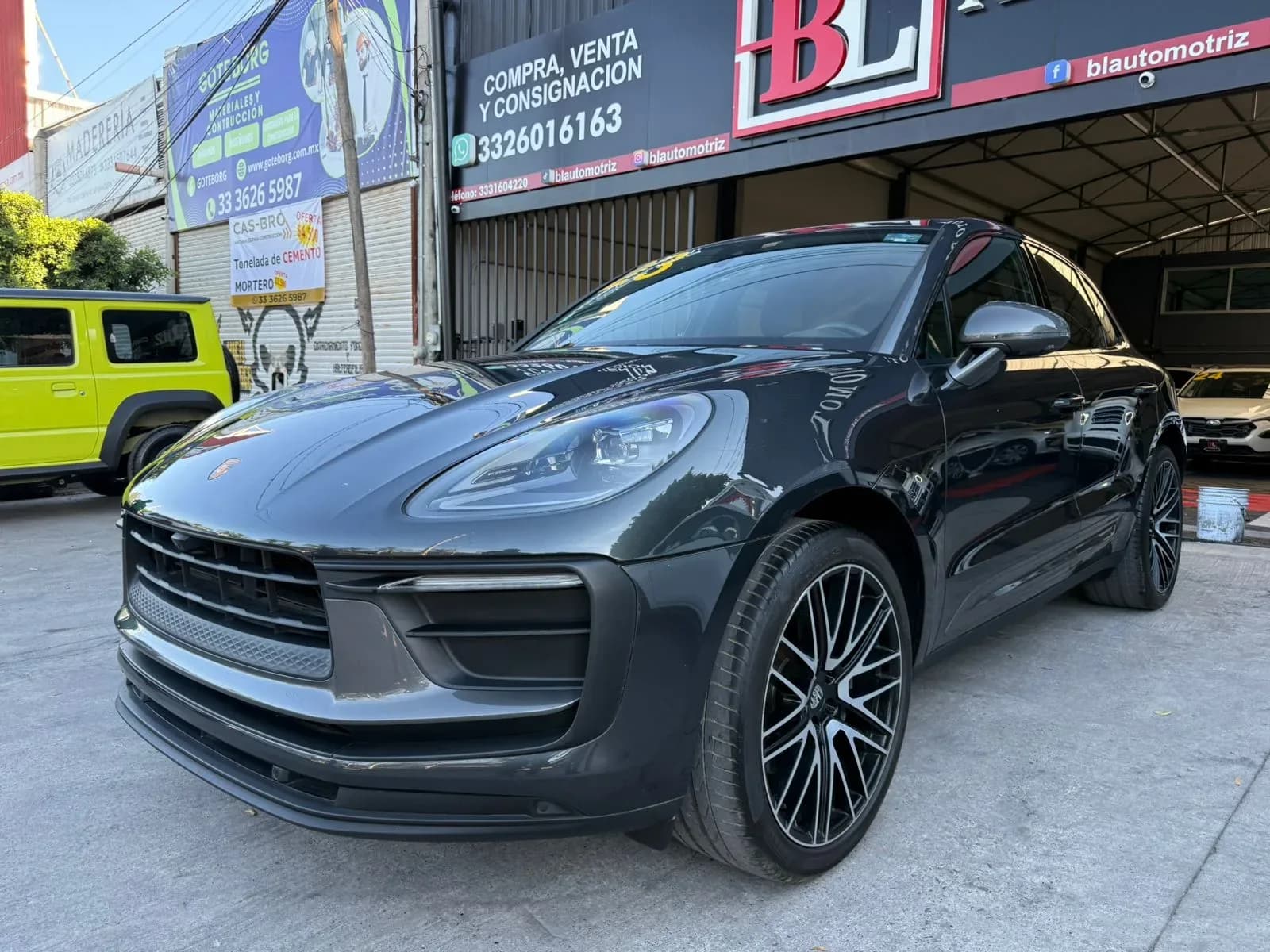Porsche Macan T 2023